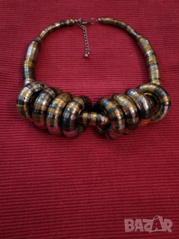 Дамско кулие с осем пръстена Bendy от смесени метали. , снимка 4 - Колиета, медальони, синджири - 50323186