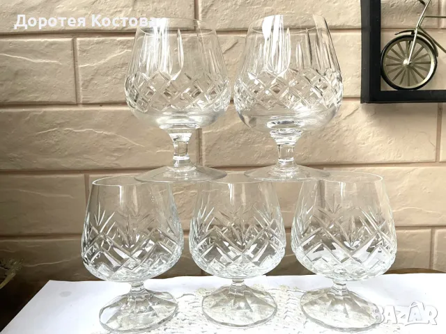 Красиви кристални чаши от Англия, 5 бр 