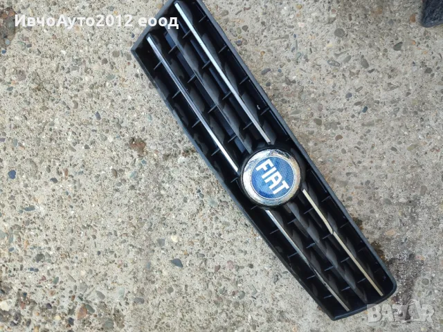 решетка предна оригинална fiat punto , снимка 2 - Части - 47311697