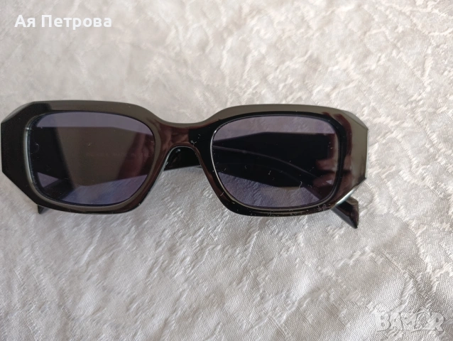 Черни очила Prada, снимка 3 - Слънчеви и диоптрични очила - 48951210