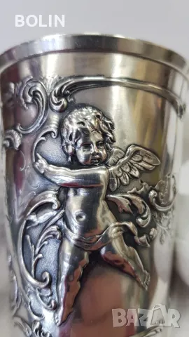 Рядка колекционна сребърна чаша с ангел, ангелче 19ти век, снимка 2 - Антикварни и старинни предмети - 50049926