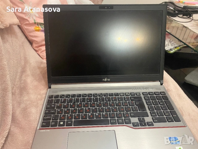 Лаптоп Fujitsu Siemens E753