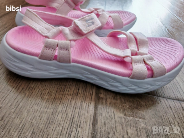 Сандали Скечерс - стелка 18см, снимка 2 - Детски сандали и чехли - 53844354
