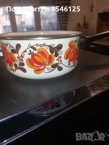 Красива емайлирана касерола