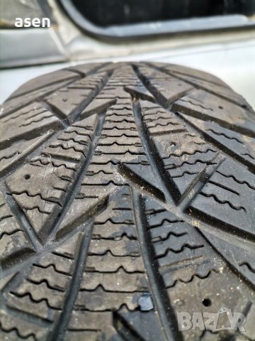 Зимна гума r15, снимка 2 - Гуми и джанти - 40684222