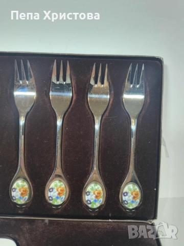 Комплект от 6 броя десертни вилички и лопатка за сладкиши от Berndorf , снимка 3 - Прибори за хранене, готвене и сервиране - 51863023