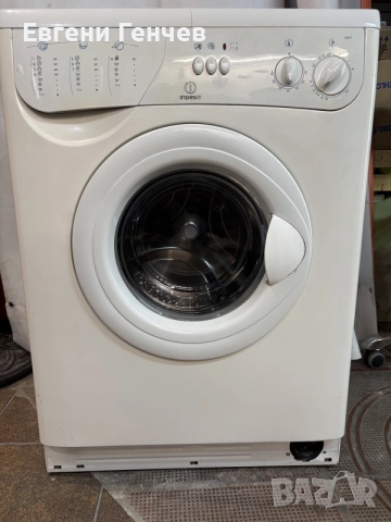 Пералня Indesit 5 кг използвана