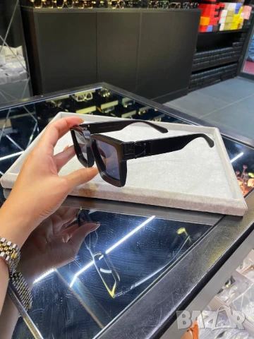 очила с черен обикновен калъф и ув защита louis vuitton, снимка 2 - Слънчеви и диоптрични очила - 51410614