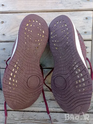 Дамски маратонки Adidas, снимка 9 - Маратонки - 49840412