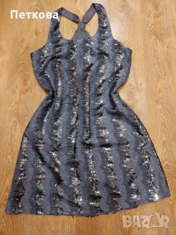 Уникална рокля