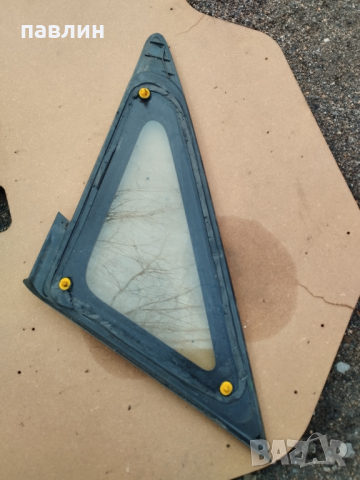 mazda premacy предно дясно стъкло , снимка 2 - Части - 44699833