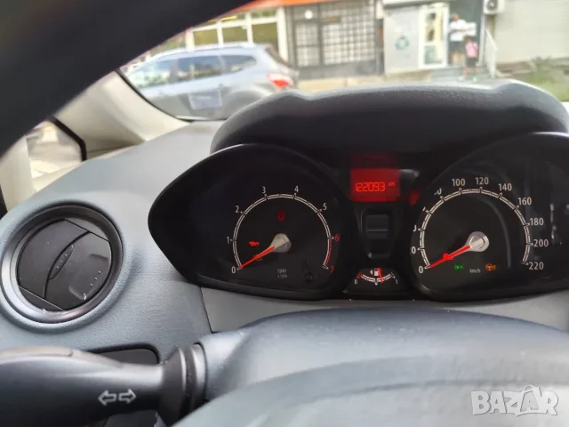 Ford Fiesta 2010г., снимка 5 - Автомобили и джипове - 56164505