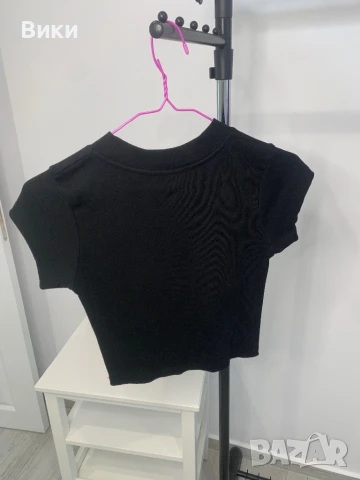 Черна кроп тениска , снимка 8 - Тениски - 50918331