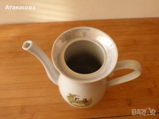 Украински порцеланов чайник Ромео и Жулиета 1975 г, снимка 7 - Аксесоари за кухня - 44246626