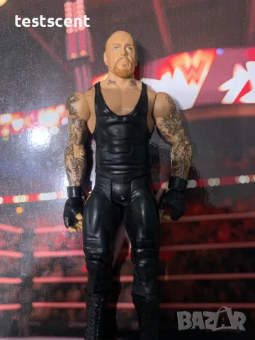 Екшън фигура WWE The Undertaker Гробаря basic series играчка Mattel short hair, снимка 3 - Колекции - 48504082