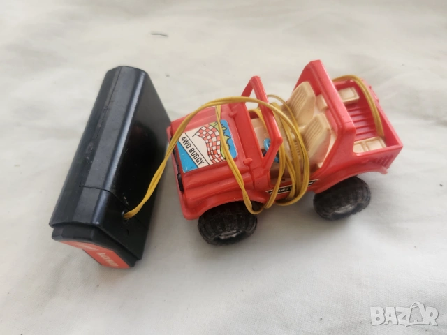 метална играчка от соц. време - 2 бр. локомотива (на батерии) и катер и м.кола от пластмаса, снимка 10 - Други ценни предмети - 52934129