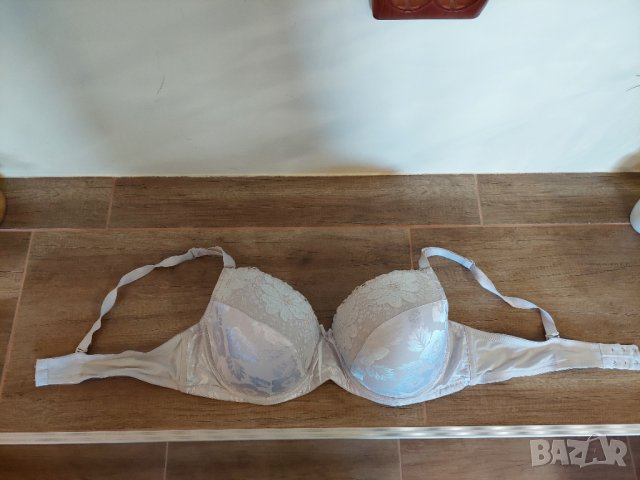 Луксозен голям бял сутиен , снимка 3 - Бельо - 39698967
