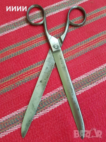 Британска шивашка ножица, снимка 2 - Антикварни и старинни предмети - 53840126