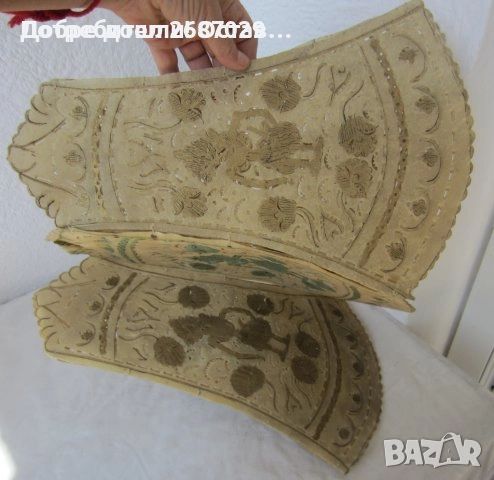 Бик телец фигура статуетка стара голяма черна пластика, рога, животно, абажур, яка от кожа, снимка 4 - Статуетки - 45381724