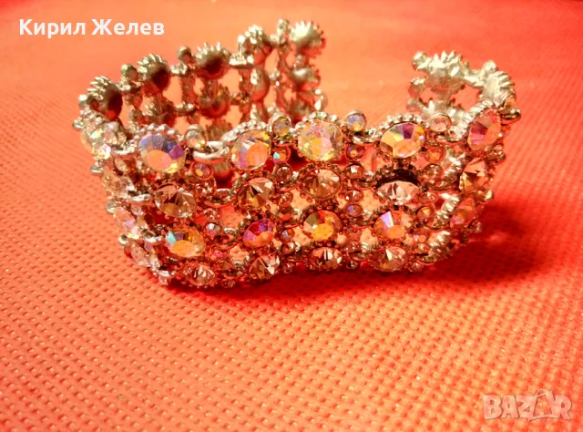 КРАСИВА ПОСРЕБРЕНА РЕТРО СТИЛ ГРИВНА с ИСКРЯЩИ ФАСЕТИРАНИ КРИСТАЛИ 47432, снимка 10 - Гривни - 47298470