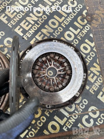 Съединител маховик демфер притискателен феродов огледален диск Мерцедес А170 полуавтомат Mercedes , снимка 3 - Части - 44474445