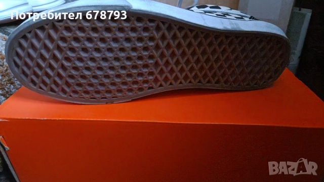 Нови кецове Vans, снимка 4 - Кецове - 51928099
