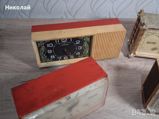Лот 4 броя електро механични будилници Слава Наири за ремонт части, снимка 3 - Антикварни и старинни предмети - 53618398