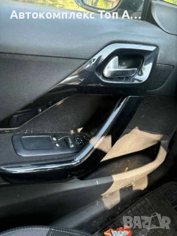 Peugeot 208/Пежо 208, снимка 10 - Автомобили и джипове - 51699429