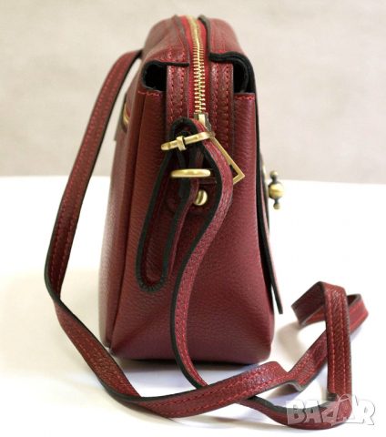 Естествена кожа, червена дамска чанта за рамо марка Giulia, снимка 4 - Чанти - 18841670