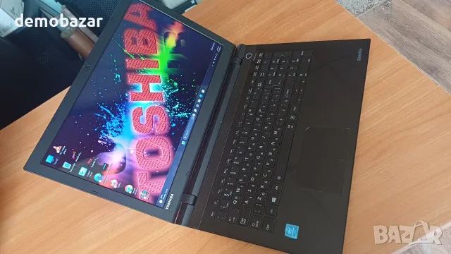 15.6' Toshiba Pentium Quad Core/8GB RAM/128GB SSD  гланцов лаптоп 
