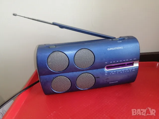 FM/MW/SW радиоприемник GRUNDIG Music Boy 40