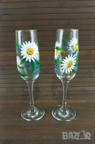 Две чаши за шампанско, ръчно рисувани