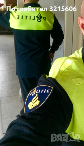 Униформа на полицията на Холандия, снимка 2 - Ризи - 36067561