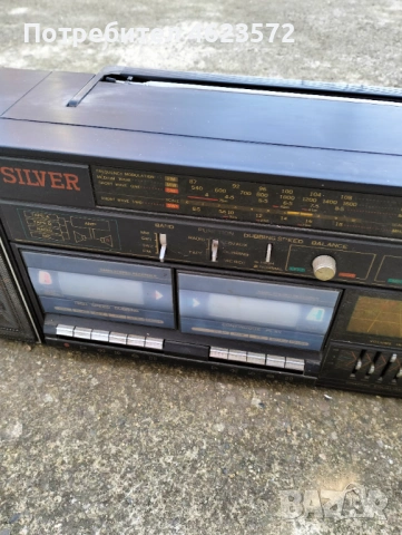 Радиокасетофон Silver, снимка 4 - Антикварни и старинни предмети - 53139582