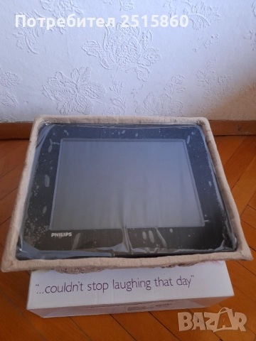 Дигитална фото рамка 8 инча, снимка 3 - Друга електроника - 51776473