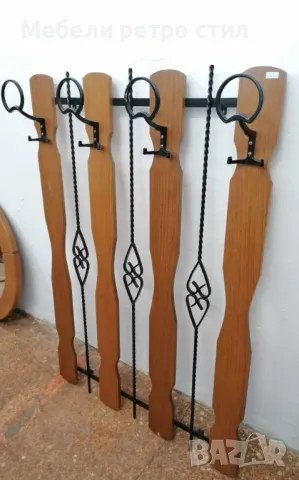 Ретро закачалка за стена в комбинация от дърво и ковано желязо.Размери 118/81см. Цена 125 лв., снимка 4 - Закачалки - 49099510