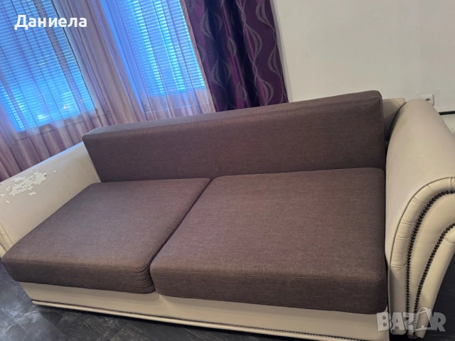 Почти нов разтегателен ДИВАН -спалня с 2 канапета , снимка 2 - Дивани и мека мебел - 53085571
