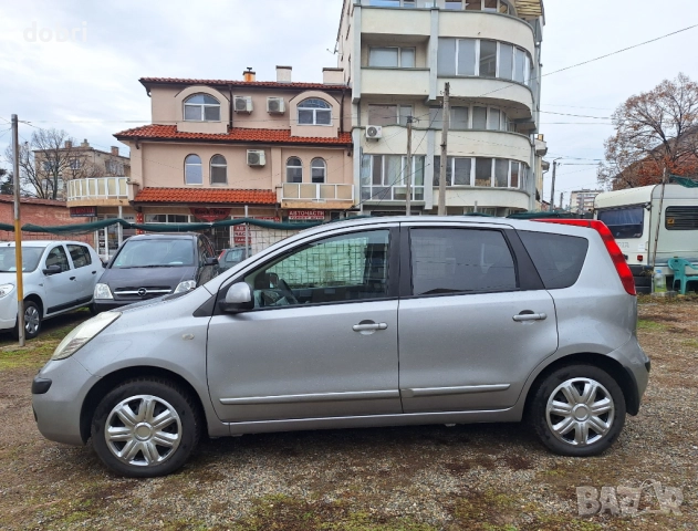 Нисан ноте 1.6 бензин 2007год,климатроник, снимка 6 - Автомобили и джипове - 52219667