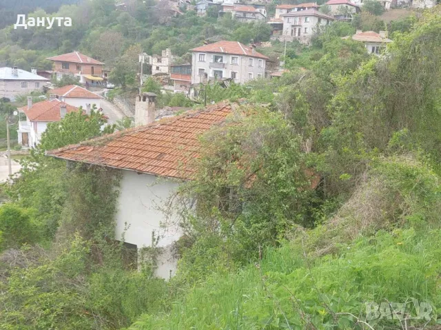 Половин декар с къща в сърцето на Родопите!, снимка 3 - Къщи - 49467566