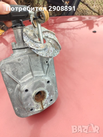 Помпа honda 1цол, снимка 3 - Градинска техника - 53400181