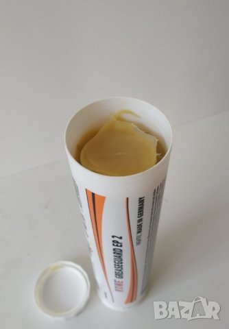 Мултифункционална литиева грес ROWE HIGHTEC GREASEGUARD EP 2, 400г , снимка 2 - Аксесоари и консумативи - 39089583