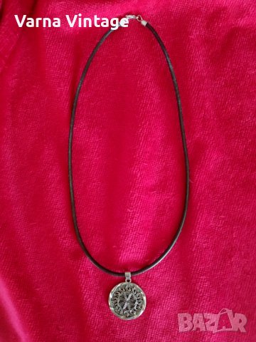 Медальон на шнур Коловрат (славянска свастика). , снимка 2 - Колиета, медальони, синджири - 42269404