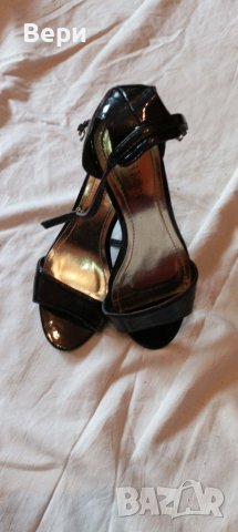 нови Сандали обувки маратонки, снимка 8 - Дамски обувки на ток - 40709086