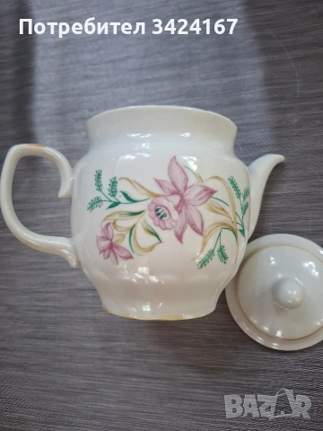 Захарница, латиера и чайник от порцелан , снимка 14 - Сервизи - 53748054