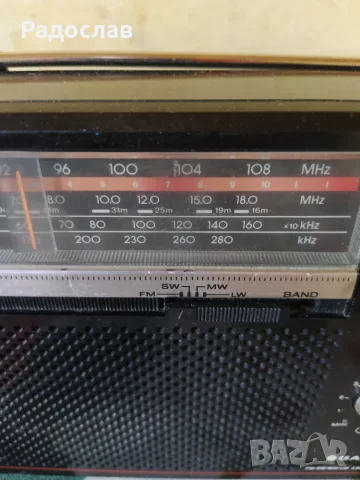 старо радио SANYO, снимка 3 - Радиокасетофони, транзистори - 56269347
