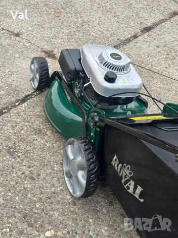 Бензинова самоходна косачка Einhel Royal , снимка 7 - Градинска техника - 52321896