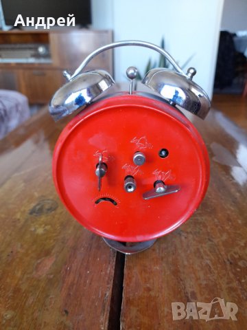 Стар часовник,будилник Mera Poltik #4, снимка 4 - Антикварни и старинни предмети - 42077677