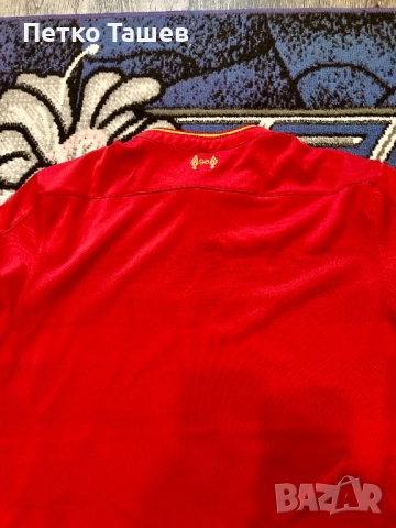 Оригинална Тениска на Ливърпул с автограф, снимка 4 - Спортни дрехи, екипи - 52677269