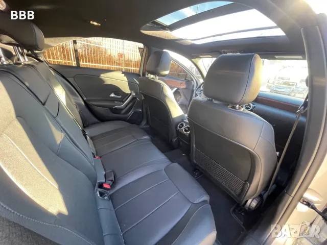 Mercedes-Benz CLA220 4MATIC 2022 , снимка 16 - Автомобили и джипове - 48621756