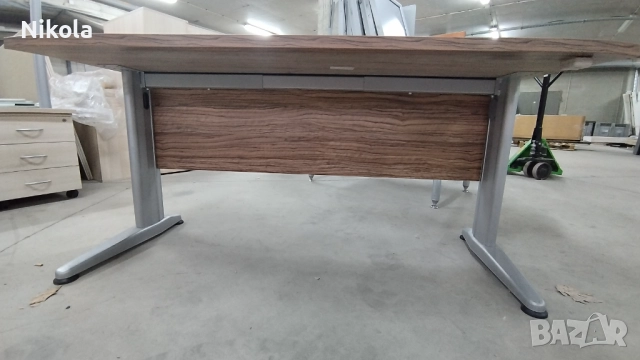 Бюро с метални крака - офис маса 160/66/74см, снимка 13 - Работни маси и бюра - 52108777